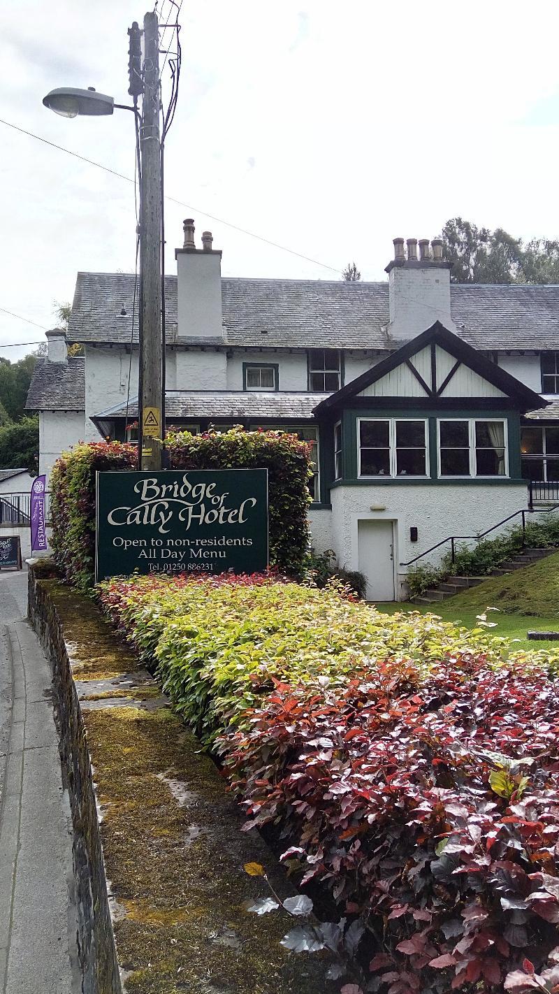 Bridge Of Cally Hotel Exterior photo